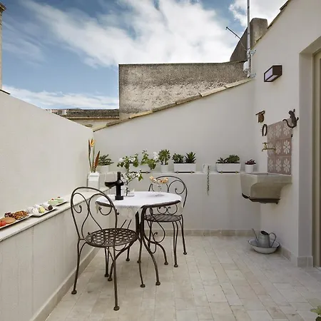 Nicotera Apartment Noto Exterior foto
